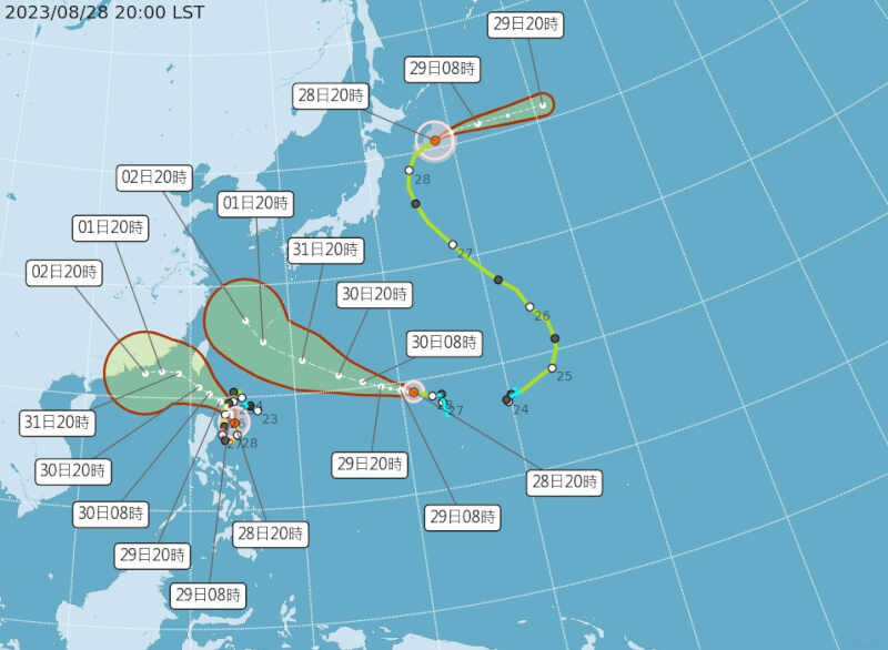 圖為颱風蘇拉（左）、海葵（中）、丹瑞（右）28日晚間8時的路徑預測圖。（圖取自中央氣象局網頁cwb.gov.tw）