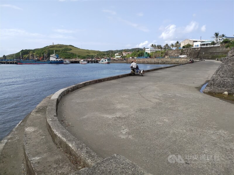 外媒報導，美軍和菲律賓正商討在菲國北端巴丹群島開發新的民用港口。圖為巴丹島現有港口，攝於3月12日。中央社記者陳妍君巴丹島攝 112年8月31日