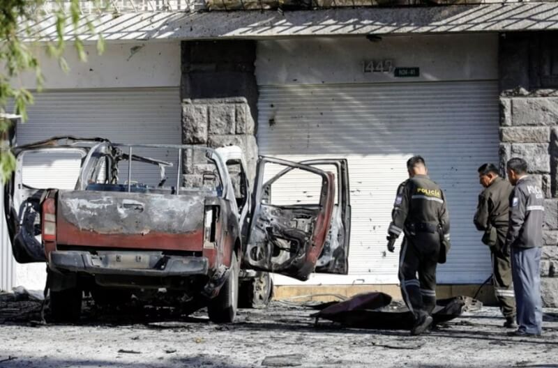 厄瓜多官員表示，首都基多遭受手榴彈和兩起汽車炸彈攻擊。（路透社）