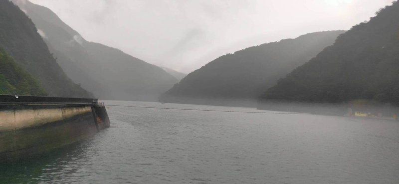 受颱風海葵影響，德基水庫集水區降雨持續增加，水位持續上升中。（民眾提供）中央社記者趙麗妍傳真  112年9月4日