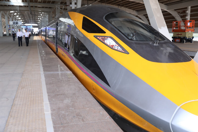 中國「一帶一路」倡議指標的雅萬高鐵7日通車。（中新社）