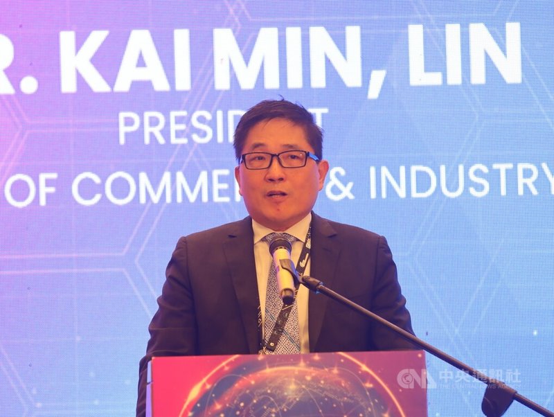 APEC智慧製造政策推動國際論壇11日開幕,馬來西亞台灣商會聯合總會總會長林凱民(圖)說,盼台灣在智慧數位經濟中維持領先優勢。中央社記者黃自強吉隆坡攝 112年9月11日