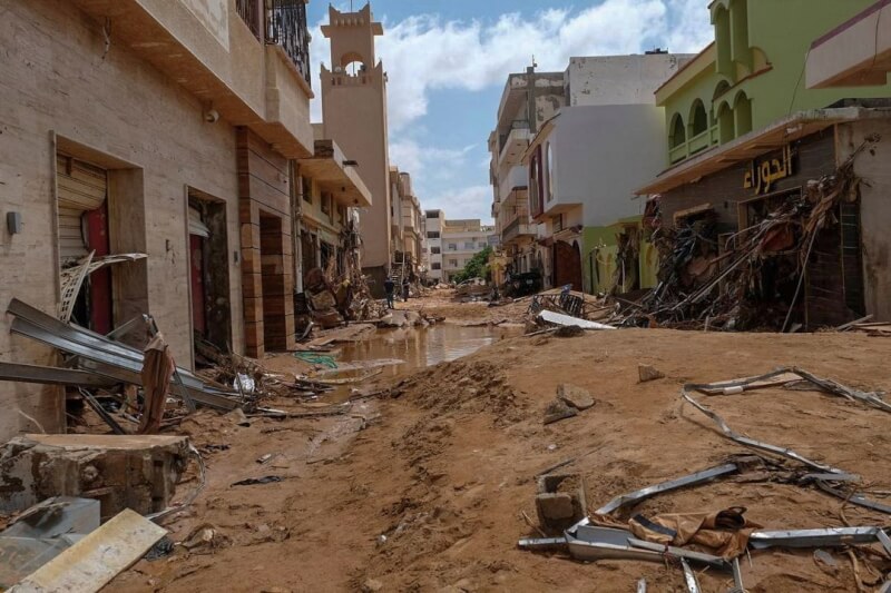 丹尼爾風暴侵襲北非國家利比亞，洪災摧毀街道。（路透社）