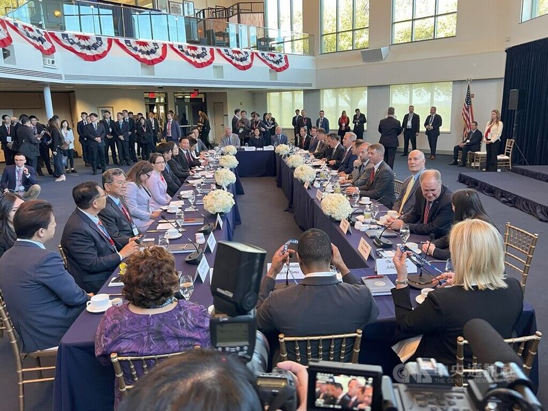 南加州錫米谷（Simi Valley）雷根總統圖書館（Ronald Reagan Presidential Library）9月27日將舉行共和黨總統初選辯論會。圖為今年4月總統蔡英文與眾議院議長麥卡錫（Kevin McCarthy）在同場地見面的「蔡麥會」照片。中央社記者林宏翰攝  112年9月20日