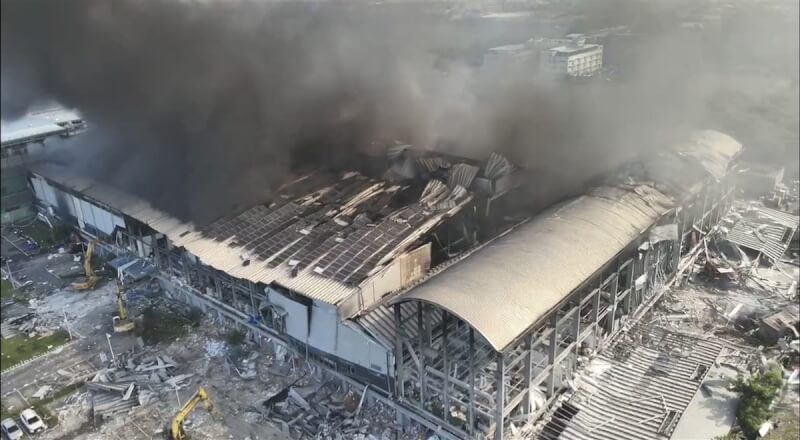去年9月22日屏东明扬工厂爆炸事故现场。（屏东县政府提供）