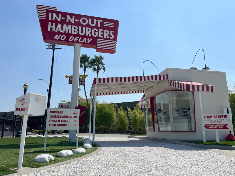 加州名產、速食餐廳In-N-Out漢堡保留1948年在鮑德溫公園創始的原址，吸引各國遊客參觀。中央社記者林宏翰洛杉磯攝 112年9月27日