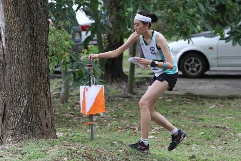 台北醫學大學學生黃敏惠在全國大專定向越野錦標賽女子組、印尼國際賽等競賽都有亮眼成績，並希望有朝一日能圓夢，代表台灣赴歐洲挑戰定向越野。（北醫大提供）中央社記者許秩維傳真  112年10月3日