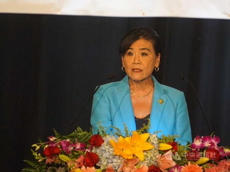 有華裔背景的美國聯邦眾議員趙美心（Judy Chu）6日出席洛杉磯辦事處舉行的國慶酒會，開頭說Happy Taiwan National Day！（台灣國慶日快樂）獲得掌聲。中央社記者林宏翰洛杉磯攝  112年10月7日