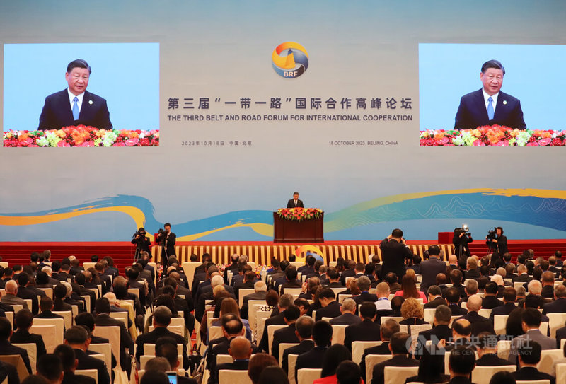中國國家主席習近平18日在一帶一路高峰論壇開幕式演講。中央社記者呂佳蓉北京攝 112年10月18日
