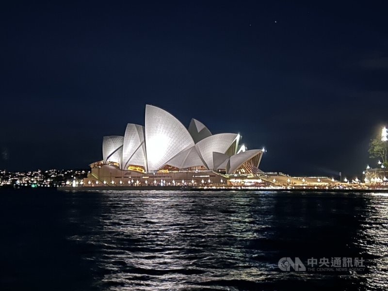 澳洲地標雪梨歌劇院每年吸引超過1000萬名旅客造訪。中央社記者楊淳卉雪梨攝 112年10月20日