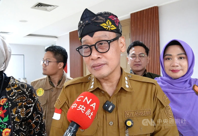 印尼農業部農業推廣和人力資源發展總司長德迪(Dedi Nursyamsi)表示,他覺得台灣的農業非常出色,因此像是如何提高效能及更有競爭力地生產各種商品,特別是大米等,印尼都能向台灣學習。中央社記者李宗憲雅加達攝 112年10月31日