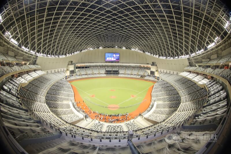亞洲棒球錦標賽開幕首戰，台灣隊12月3日將於台北大巨蛋迎戰韓國隊。（中央社檔案照片）