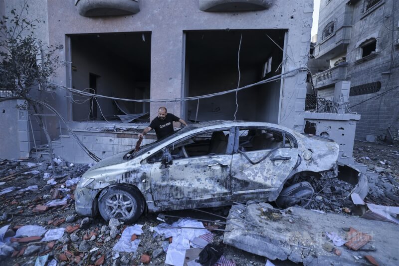 以巴衝突戰事自10月7日迄今依舊未見和緩,加薩(Gaza)地區逾萬人傷亡,遭到砲火攻擊的加薩地區滿目瘡痍。(無國界醫生(台灣)提供)中央社記者陳婕翎傳真 112年11月9日