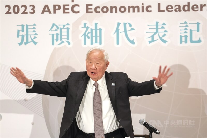 亞太經濟合作會議（APEC）舊金山峰會當地時間17日進入最後一天，台灣領袖代表張忠謀（圖）下午舉行國際記者會。中央社記者裴禛舊金山攝 112年11月18日