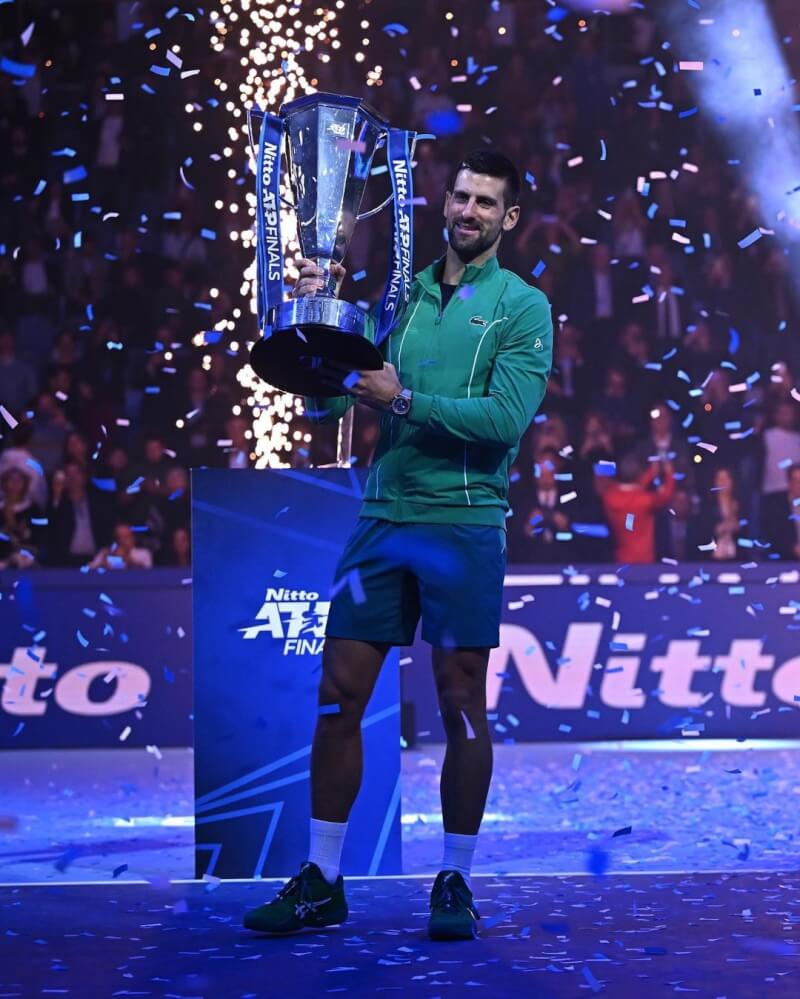 喬科維奇19日贏得ATP年終賽第7冠，打破紀錄。（圖取自instagram.com/atptour）