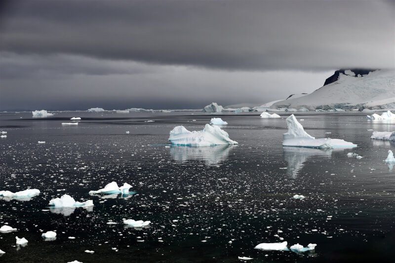 圖為南極冰層。（圖取自Unsplash圖庫）