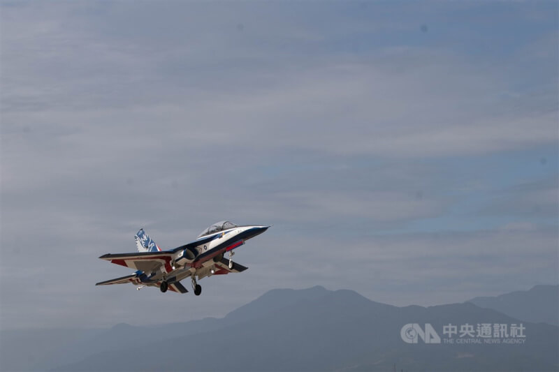 勇鷹高教機（圖）已陸續交機，未來將擔負F-5戰機成為部隊訓練機。中央社記者游凱翔攝 112年11月29日