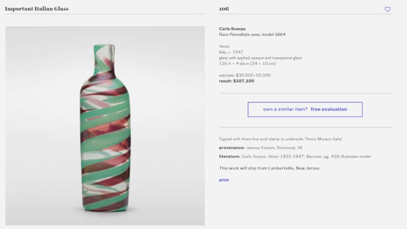 美國一名女子今年6月到一家二手用品店以3.99美元買下一只玻璃花瓶，花瓶後來以超過10萬美元的高價轉手出售。（圖取自Wright Auction拍賣行網頁wright20.com）