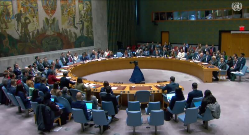 聯合國安全理事會22日通過決議，呼籲立即加速運送援助物資到加薩地區。（圖取自twitter.com/UN）