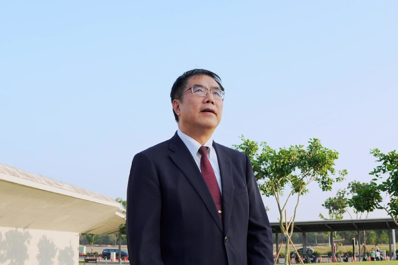 台南市長黃偉哲（圖）25日就職滿5週年，盼在台南400的歷史里程碑，透過智慧、科技及永續，創造下一個400年的輝煌。（台南市政府提供）中央社記者楊思瑞台南傳真  112年12月25日