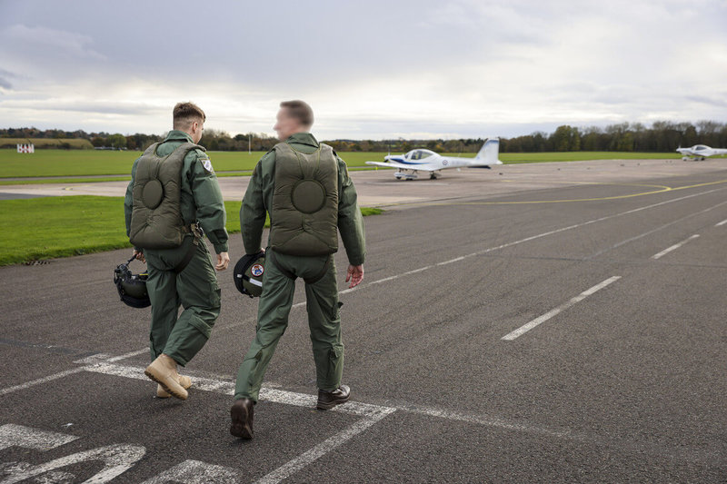 英國8月開始提供烏克蘭空軍飛行和英語能力訓練，協助打造達北大西洋公約組織標準的現代空軍。（英國國防部提供）中央社記者陳韻聿倫敦傳真 112年12月26日