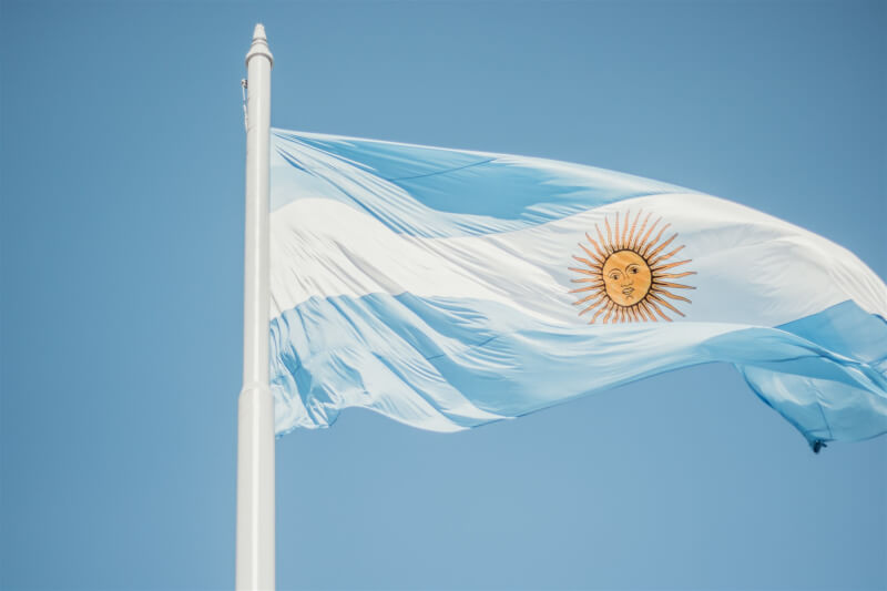 圖為阿根廷國旗。（圖取自Unsplash圖庫）
