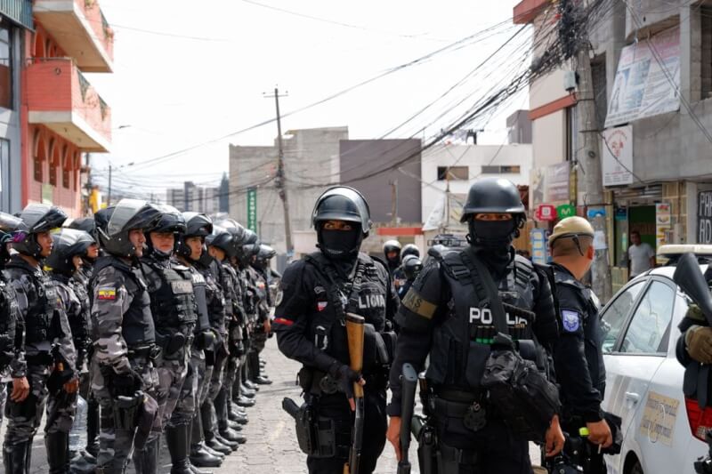 厄瓜多一名危險的毒梟首腦從戒備最森嚴的監獄逃脫後，國內多所監獄也發生暴動，政府8日宣布進入緊急狀態。（路透社）