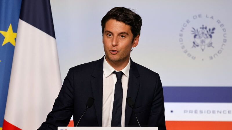 34歲的「政治神童」艾塔爾成新任法國總理。（圖取自法國政府網頁gouvernement.fr）