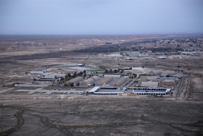 圖為2019年12月29日從直升機空拍阿薩德空軍基地。（美聯社）