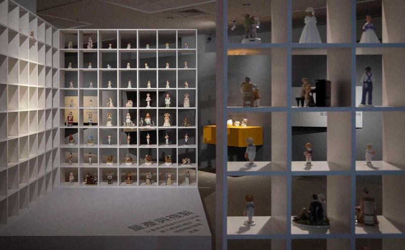 國立台灣工藝研究發展中心苗栗工藝產業研發分館「西方浪漫.台灣製造-70年代台灣瓷偶產業的故事」特展,展出約350件裝飾陶瓷,重現苗栗縣早期產業榮景。(國立台灣工藝研究發展中心苗栗分館提供)中央社記者管瑞平傳真 113年2月9日