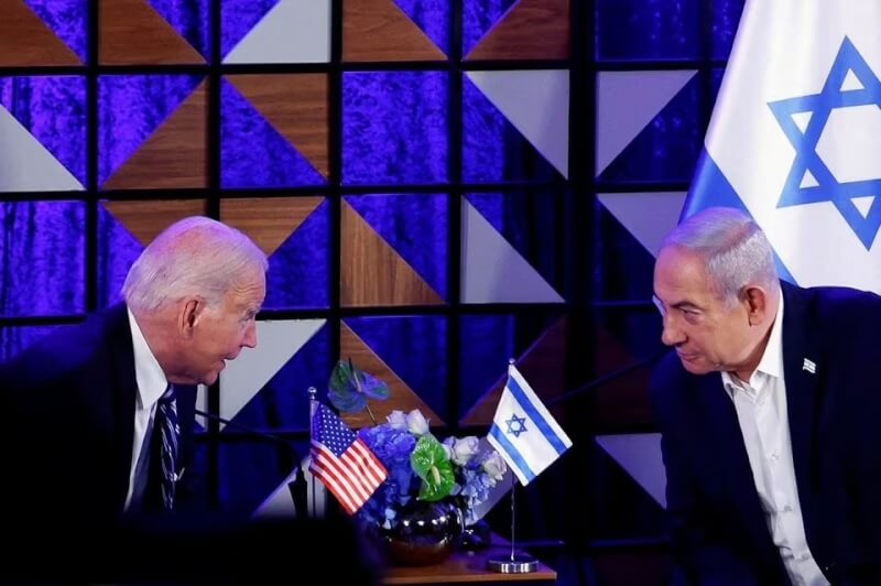 圖為去年10月，美國總統拜登（左）會晤以色列總理尼坦雅胡（右）。（路透社）