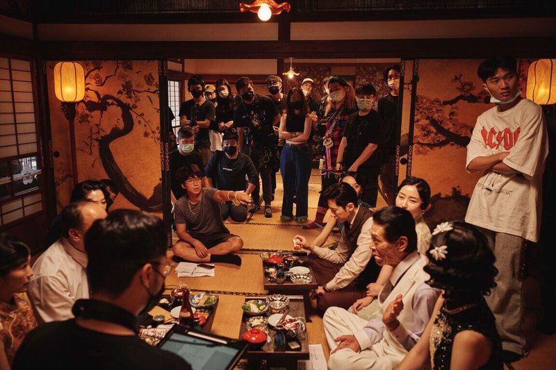 台劇「商魂」導演洪子鵬表示,在台灣拍時代劇的最大挑戰便是場景,劇組幾乎跑遍全台歷史古蹟尋覓,還是有6成以上場景得重新搭建。(欣蘭企業股份有限公司提供)中央社記者葉冠吟傳真 113年2月28日
