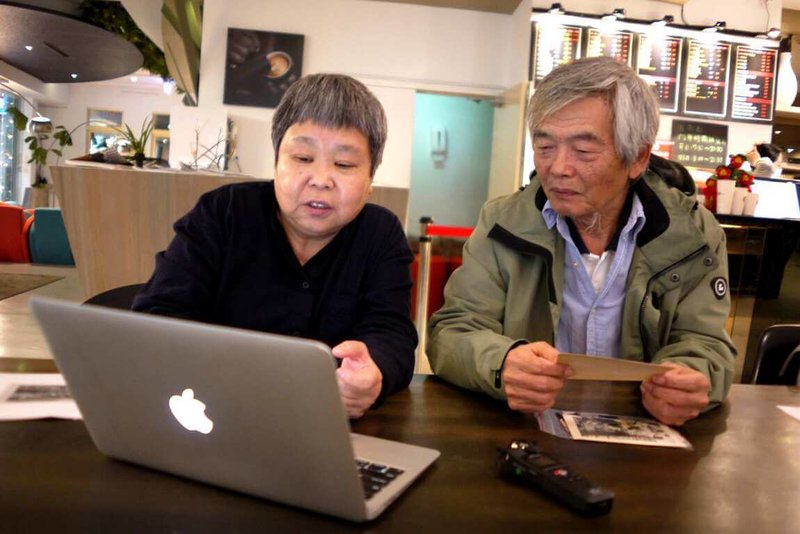 电影书「是电影，也是人生：1970-1990年的台湾电影摄影师」近期出版，由资深电影人唐明珠（左）编撰，她表示，摄影大师杨渭汉（右）有「省话一哥」之称，这次访问被外界视为不可能的任务。（唐明珠提供）中央社记者王心妤传真  113年3月7日