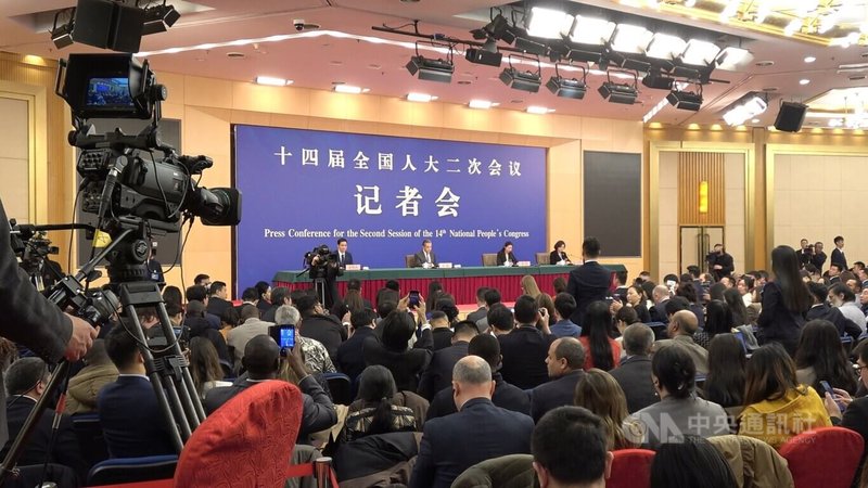 2024年中國兩會的外長記者會現場座無虛席,因人大閉幕後的總理記者會取消,令這場外長記者會成為今年兩會最具焦點的場次。中央社記者呂佳蓉北京攝 113年3月7日