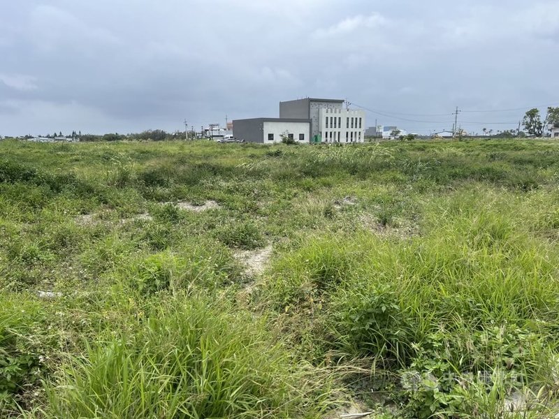 台東最大土地徵收案日前已開始整地土建，台東市區將增加約7公頃住宅土地，縣府邀請地檢署和調查站見證，成立「工程採購廉政平台」。中央社記者盧太城台東攝  113年3月8日