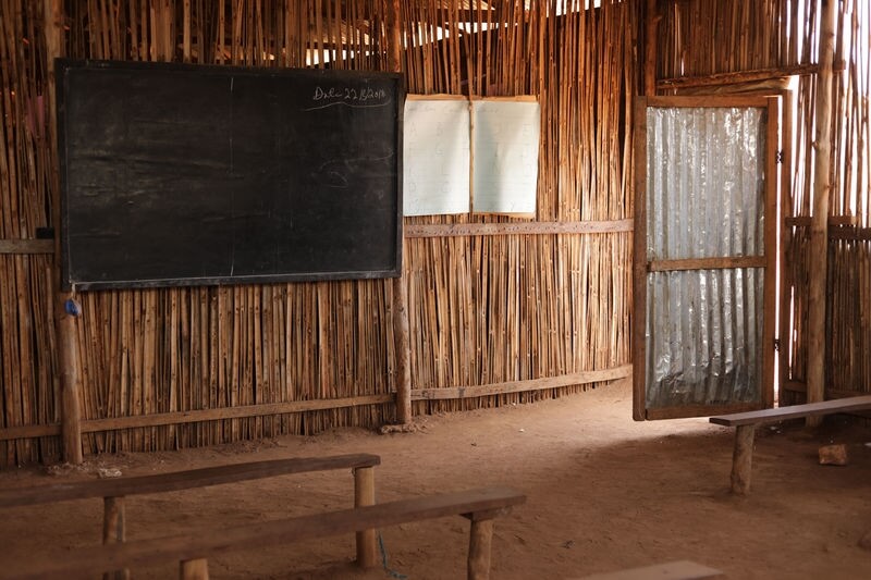 圖為南蘇丹一間學校教室。（路透社）