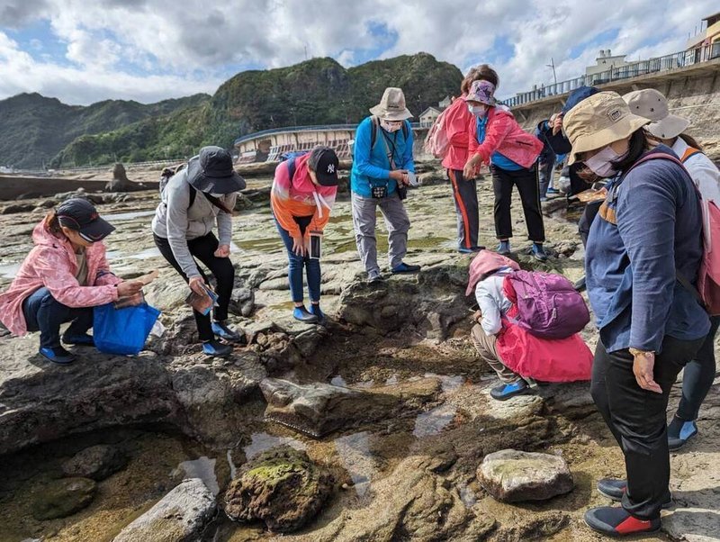 基隆潮境保育區新規定4月1日起上路，首創從事水域與陸域活動都有總量管制，且都須事先申請，若要在潮間帶活動也須由導覽員帶入，採團進團出。（基隆市政府提供）中央社記者沈如峰基隆傳真  113年3月31日