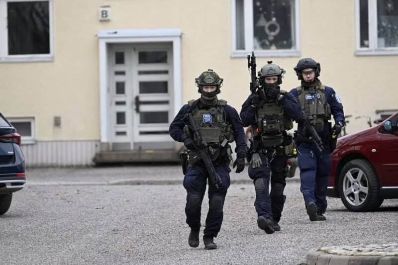 芬蘭首都赫爾辛基郊外一所學校發生槍擊案。（路透社）