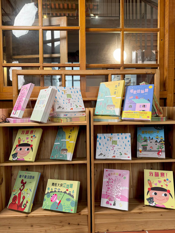 在一切靠社群的年代,繪本作家湯姆牛沒有臉書及IG,低調專注於創作路上,持續每年產出一本原創題材作品,作品也總在國內外得獎名單上出現。(小天下出版提供)中央社記者葉冠吟傳真 113年4月10日