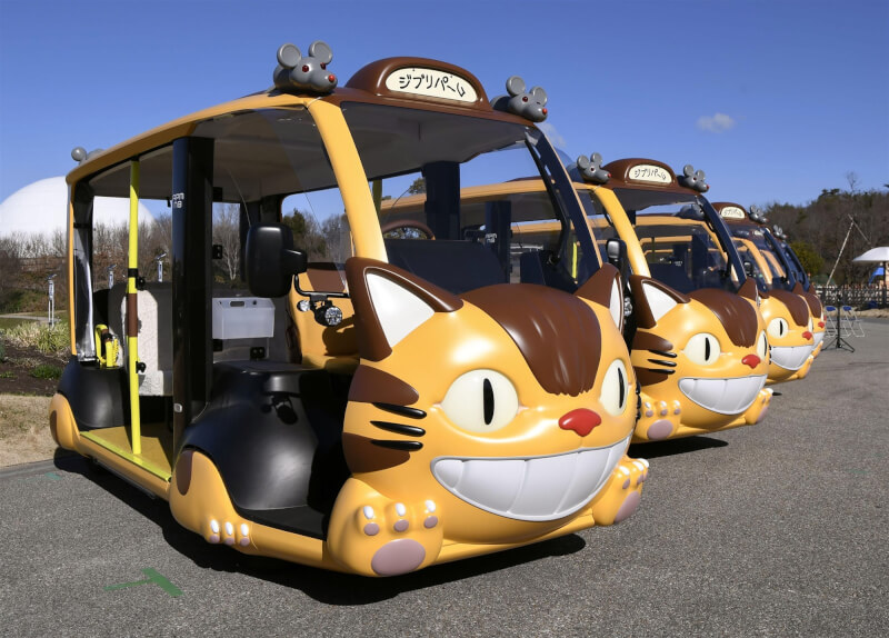 圖為日本吉卜力公園內的「龍貓巴士」。（共同社）