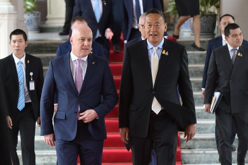 紐西蘭總理盧克森（左）訪問泰國，17日和泰國總理賽塔（右）會面。雙方承諾加強各方面合作關係。（泰國總理府提供）中央社記者呂欣憓曼谷傳真  113年4月17日