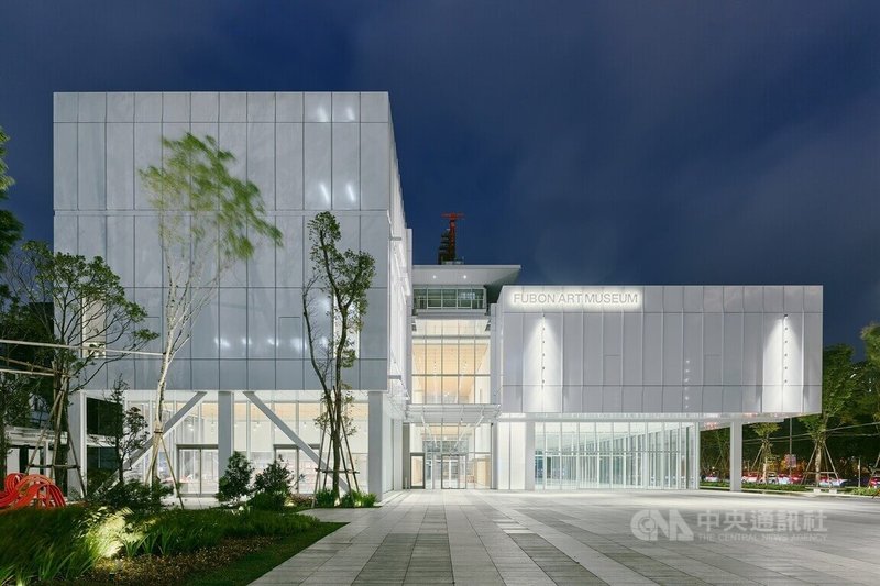 富邦美術館為普立茲克建築獎得主倫佐．皮亞諾（Renzo Piano）建築工作室Renzo Piano Building Workshop（RPBW）在台灣的首件設計作品。（富邦美術館提供、攝影：Lucas K. Doolan）中央社記者葉冠吟傳真 113年4月19日