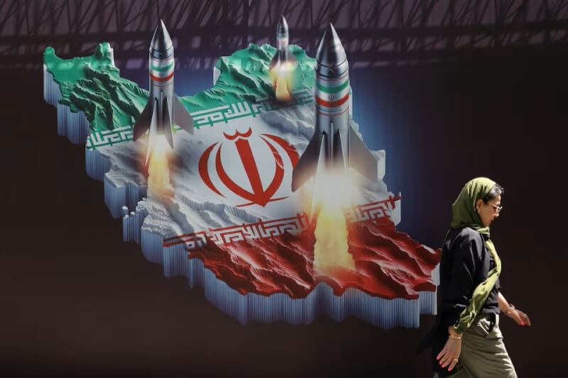 伊朗首都德黑蘭街頭可見巨幅反以色列宣傳圖。（West Asia News Agency via 路透社）