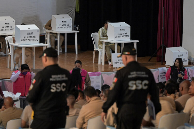 墨西哥大選將於6月2日登場，等待審理或判決的收容人5月6日提前在監所內投票。（法新社）