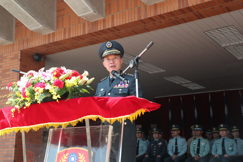 陸軍司令鍾樹明上將15日赴陸軍專科學校主持67週年校慶，強調維繫部隊戰力的靈魂人物就是士官。（陸軍司令部提供）中央社記者吳書緯傳真 113年5月15日