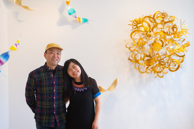 台灣藝術家蔡筱淇（右）與丈夫日本藝術家吉川公野（左）合作參加2024倫敦工藝週。（Tsai & Yoshikawa提供）中央社記者簡玉晴倫敦傳真 113年5月20日