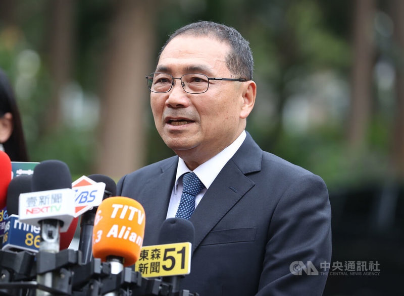 新北市長侯友宜(圖)23日列席行政院長卓榮泰上任後的首場行政院會,並於會後接受媒體聯訪。中央社記者謝佳璋攝 113年5月23日