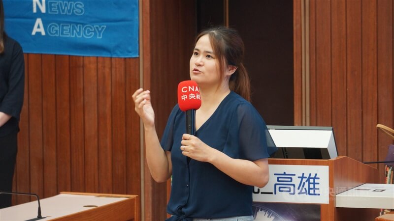 中央社第7屆「我是海外特派員」培訓營南區場1日在高雄展開,紐約時報駐台灣記者張簡如閔(圖)以「從外國媒體角度看台灣」為題,分享在外媒的新聞工作經驗。中央社記者林巧璉攝 113年6月1日