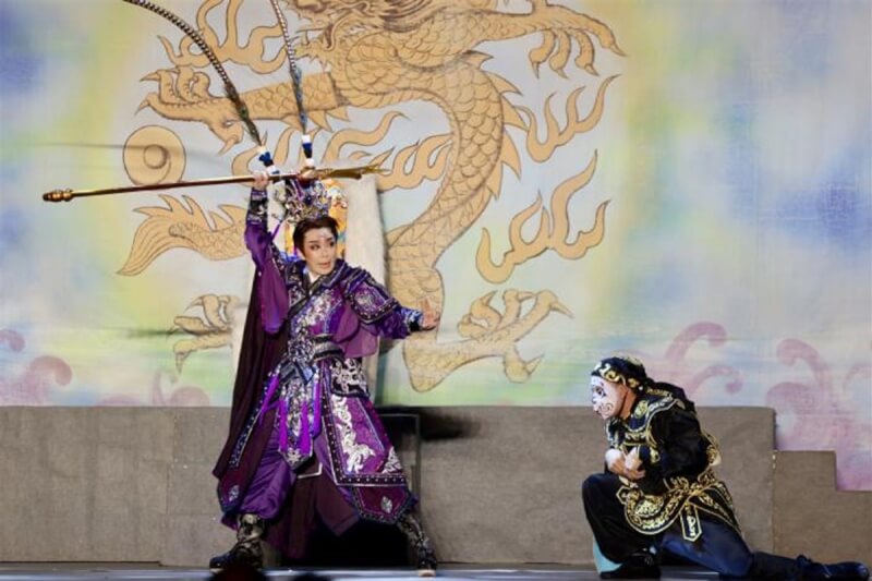 巴黎奧運將於7月登場，台南有3組藝文團隊受邀參與「文化奧運台灣館」活動展演，其中包含秀琴歌劇團。（台南市文化局提供）中央社記者楊思瑞台南傳真 113年6月4日