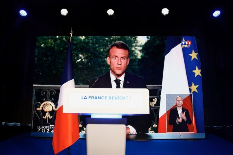 法國總統馬克宏9日宣布提前舉行立法選舉，以打擊極右勢力崛起。（路透社）